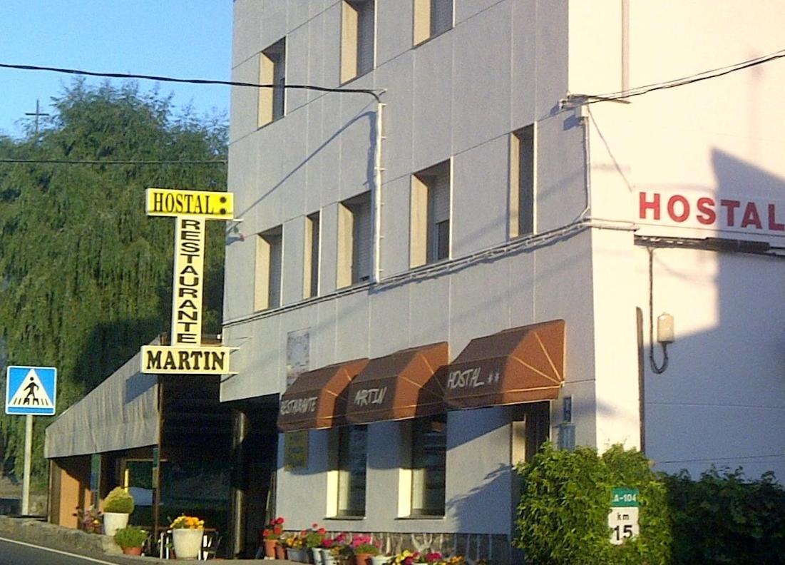 Hostal Martin - Sanabria Ribadelago ภายนอก รูปภาพ