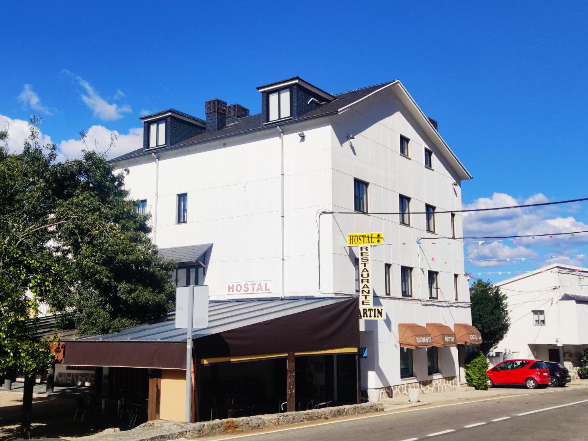 Hostal Martin - Sanabria Ribadelago ภายนอก รูปภาพ