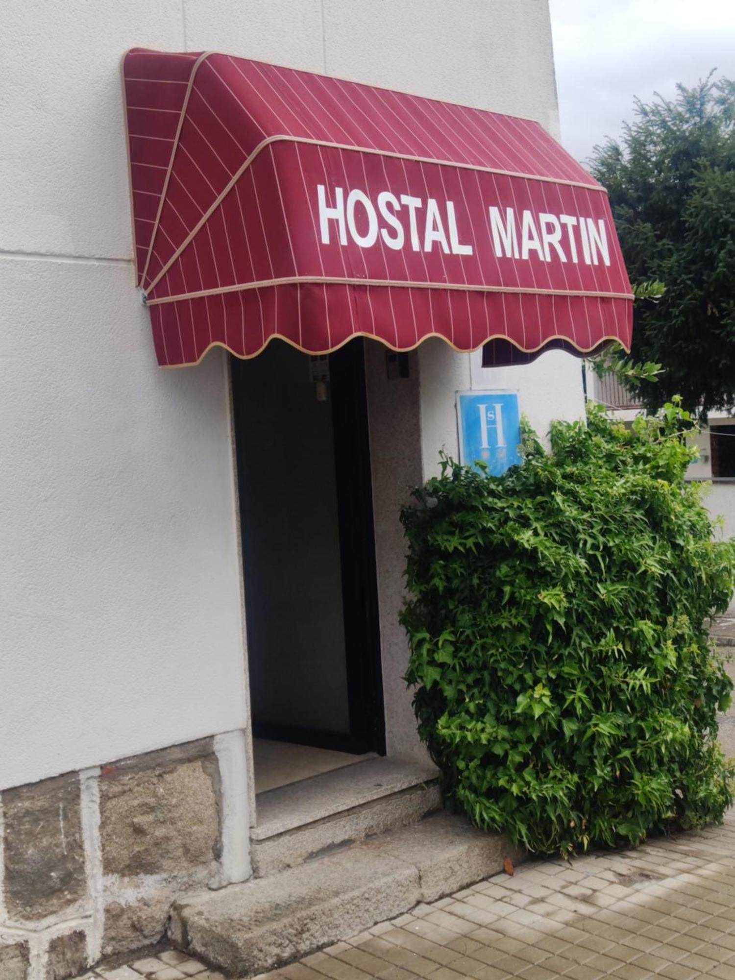 Hostal Martin - Sanabria Ribadelago ภายนอก รูปภาพ