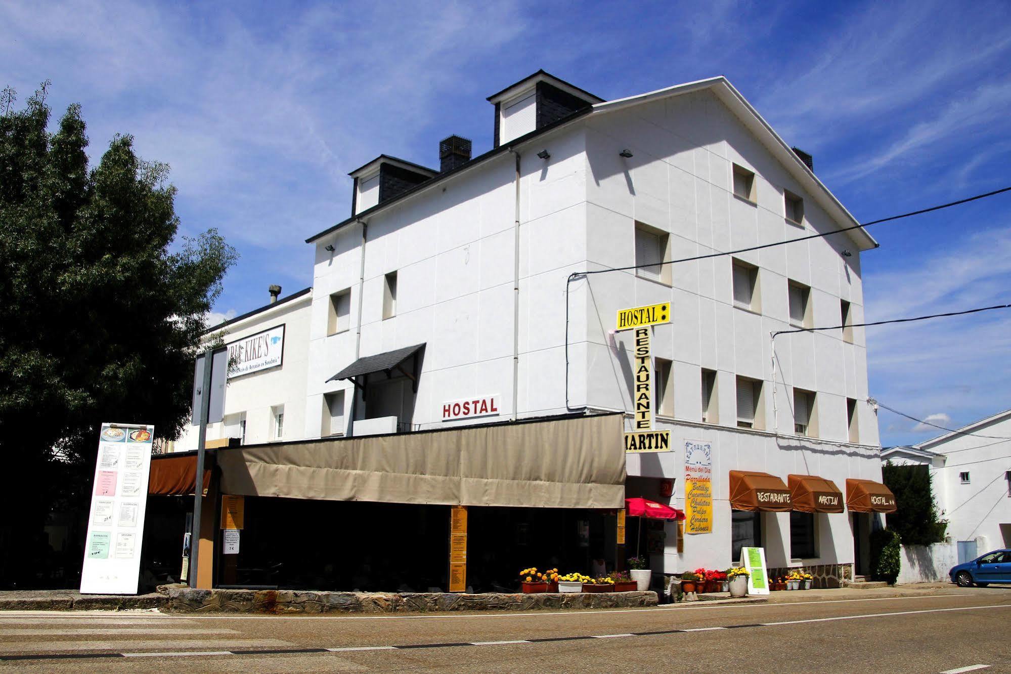 Hostal Martin - Sanabria Ribadelago ภายนอก รูปภาพ